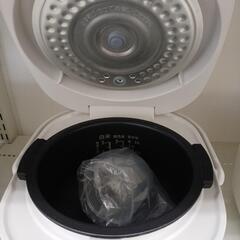 【ドリーム尾浜店】3合炊飯ジャー　SHARP　2022年製　KS-CF05B　WH　※しゃもじ　軽量カップ付　 高さ(H)--cm× 幅(W)--cm× 奥行(D)--cmの画像