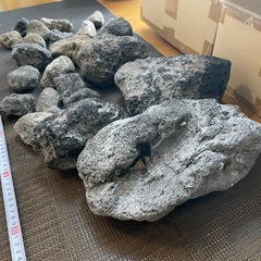 アクアリウム　溶岩石　10キロ程度の画像