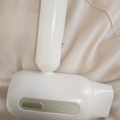 ドライヤー、電気ボトル、鍋の画像