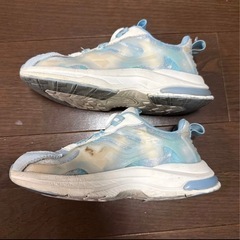 スニーカー　21cmの画像