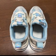 スニーカー　21cmの画像