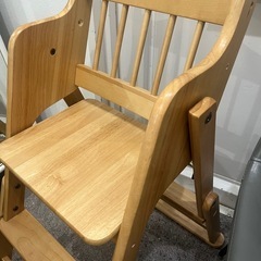【状態悪いです。クレーム付けない方のみ取引可能】チェア二脚、侵入防ぐゲージの画像