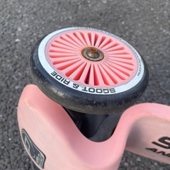 キックボードScoot & Ride（スクートアンドライド）の画像