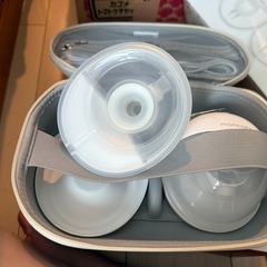 MOMCOZY   電動搾乳機　2個セットの画像