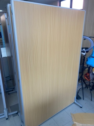 【SALE】自立式　木目調　パーテーション　中古　リサイクルショップ宮崎屋　住吉店26.2.21