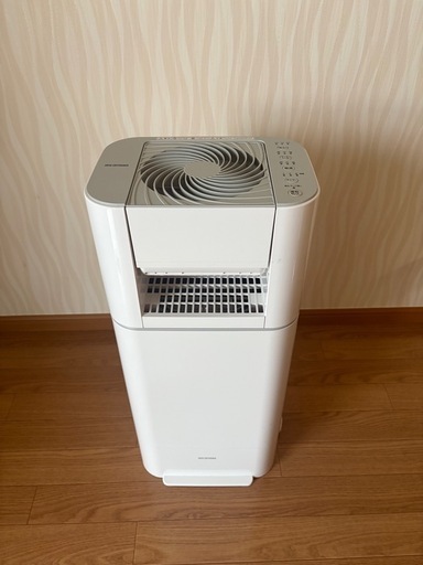 【売約済】アイリスオーヤマ 除湿機 サーキュレーター 衣類乾燥