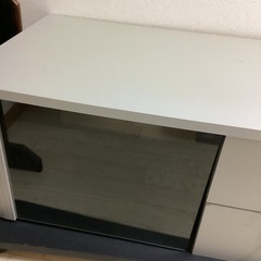 テレビボードの画像