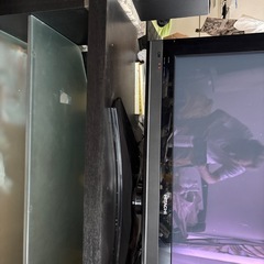 TV台の画像