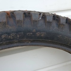 ホンダスーパーカブスパイクタイヤの画像