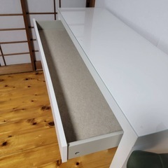 IKEA MALM マルム　ドレッシングテーブルの画像