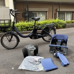 ギュットクルームR.EX コンビチャイルドシート未使用の画像