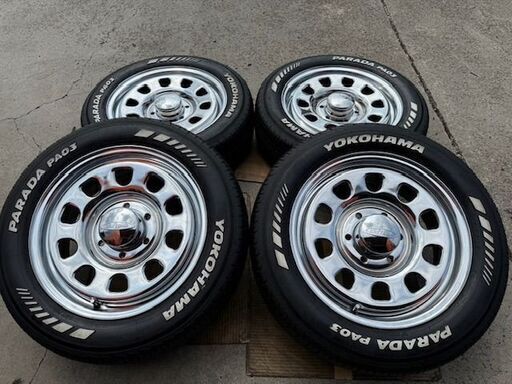 デイトナ　メッキ　17インチ　ホワイトレタータイヤ　ハイエース、レジアスエース