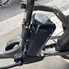 BRIDGESTONE bikke MOB dd 電動アシスト自転車 ソフトカーキ チャイルドシート付き の画像