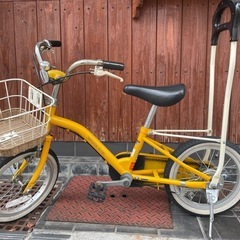 自転車　コマ付き　子供用の画像