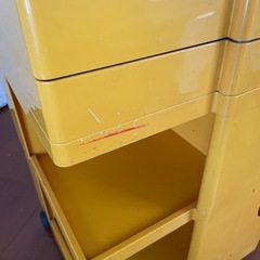 B line ボビーワゴン　黄色の画像