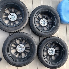 DUNLOP スタッドレスタイヤ155/65R14 75Qの画像