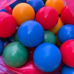 ボールプールのボールの画像