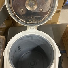 電気ポット　の画像