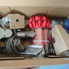 ダイソン V6 HH08 ハンディクリーナー 掃除機 dysonの画像