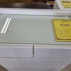 J8571 【リユースのサカイ柏店】 4段チェスト クリーニング済みの画像