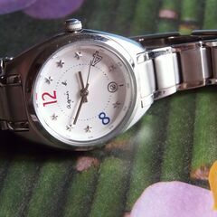女性用腕時計！aguis/カレンダー機能搭載・クオーツ稼働・電池切れ致しています。の画像