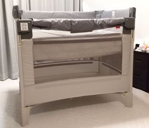 たためるベビーベッド　アップリカ　ココネルエアー　新生児〜24ヶ月　Aprica COCONEL Air