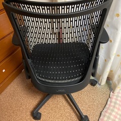 オカムラヴィスコンテチェア の画像