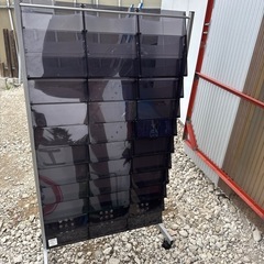 トヨダプロダクツ製のパンフレットスタンド「PS-310」の画像