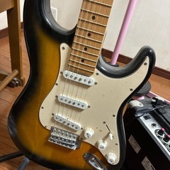 メイビス エレキギター ストラトキャスタータイプの画像