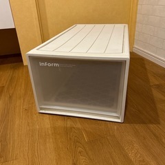 衣装ケース　4セットの画像