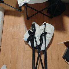 折りたたみ椅子2脚セットの画像