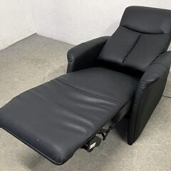ニトリ 電動リクライニングパーソナルチェア コンフェ 本革 無段階 椅子 オットマン 黒 ブラック インテリア 中古家具 店頭引取歓迎 R9995の画像