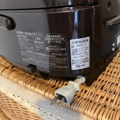 象印、炊飯器 極め炊き NP-RJ05の画像