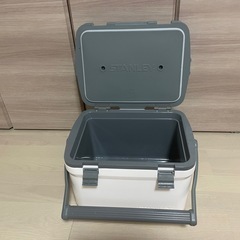 STANLEYの保冷ボックスの画像