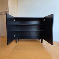 未使用訳あり キャビネット 幅80 完成品 日本製 木製 収納棚 リビング ブラックインテリア 収納 棚 ラック 扉付き リビングボードの画像