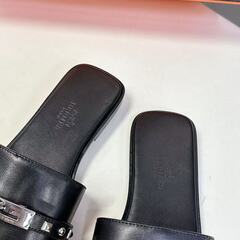エルメス ジュリア サンダルの画像
