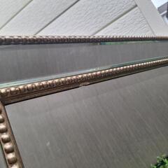 鏡の画像