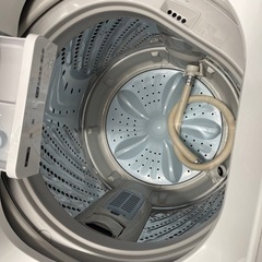 【中古】¥8,800  　4.5k全自動洗濯機　ハイセンス　2022年製　【IH90】の画像