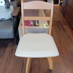 NITORI ニトリ　回転式 ダイニングチェア　ナチュラル　　サイズ（約）幅47.5×奥45×高83.5　　■近隣配送無料 買取GO‼　栄和店の画像