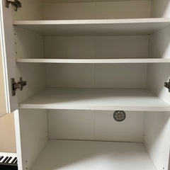 食器棚の画像