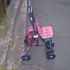 アップリカ　お達者カー　シルバーカーの画像