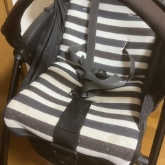 COMBI コンビ B型ベビーカーAcbeeの画像