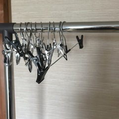 【無料】ハンガーラック（ハンガー付）の画像