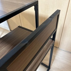 ダイニングテーブルの画像