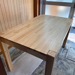 格安★IKEA ノールドビー　ダイニングテーブル　木製テーブルの画像