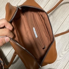 ブランドレザーバッグの画像