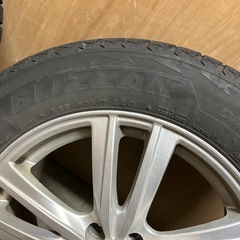 225/60R17 アルミ、ブリザック　フォレスターの画像