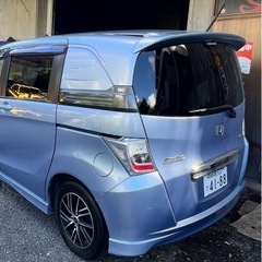 ホンダフリードの画像