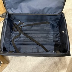JAL　スーツケースの画像