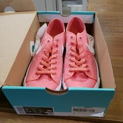 ナイキブレイザーコートピンクの画像
